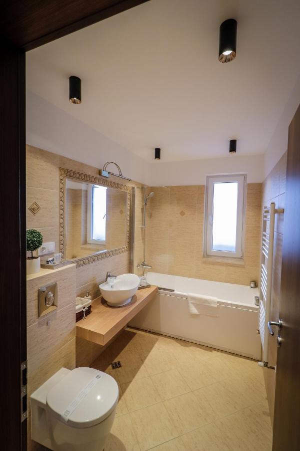 Lux Green Apartament 2 Daire Braşov Dış mekan fotoğraf